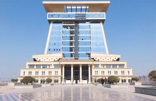 鄭大西亞斯國際學院-畢業后發鄭州大學的畢業證還是鄭州大學西亞斯國際學院的插圖
