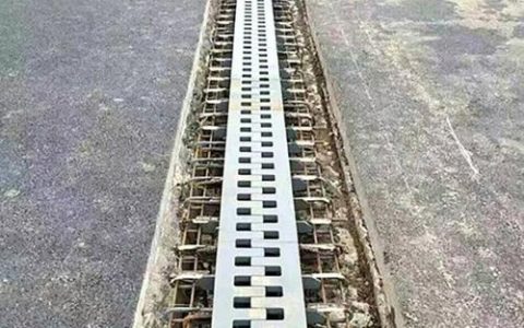 伸縮縫間距-女兒墻伸縮縫留置規范