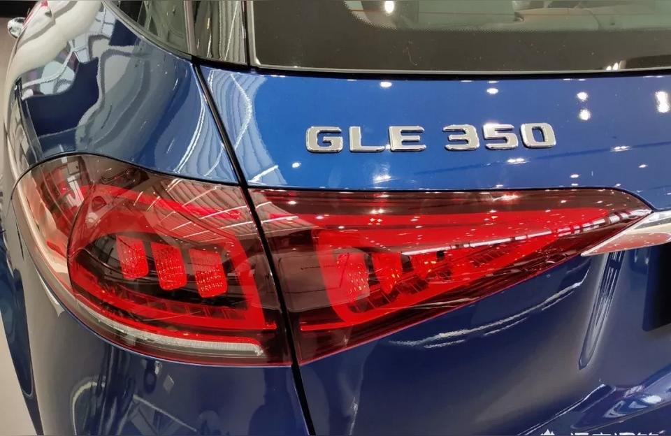 奔馳gle350最新價格2022多少錢-奔馳gle350哪個國家生產(chǎn)的插圖